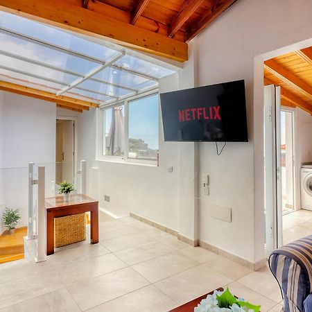 Big Terraced House, 100M To The Beach, With Bbq And Sea View Guincho  Eksteriør billede