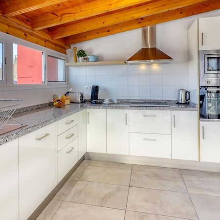 Big Terraced House, 100M To The Beach, With Bbq And Sea View Guincho  Eksteriør billede